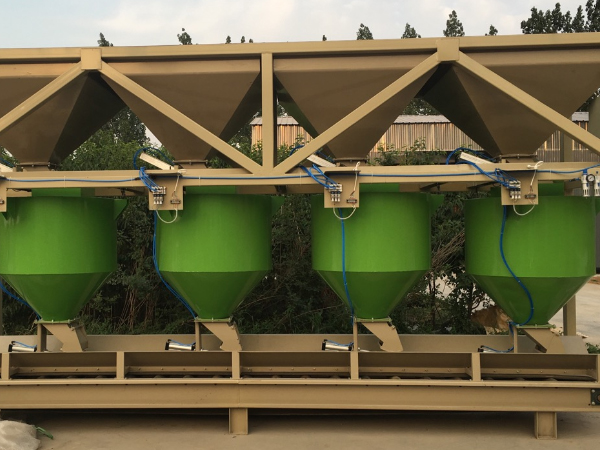 有機(jī)肥靜態(tài)自動(dòng)配料機(jī)